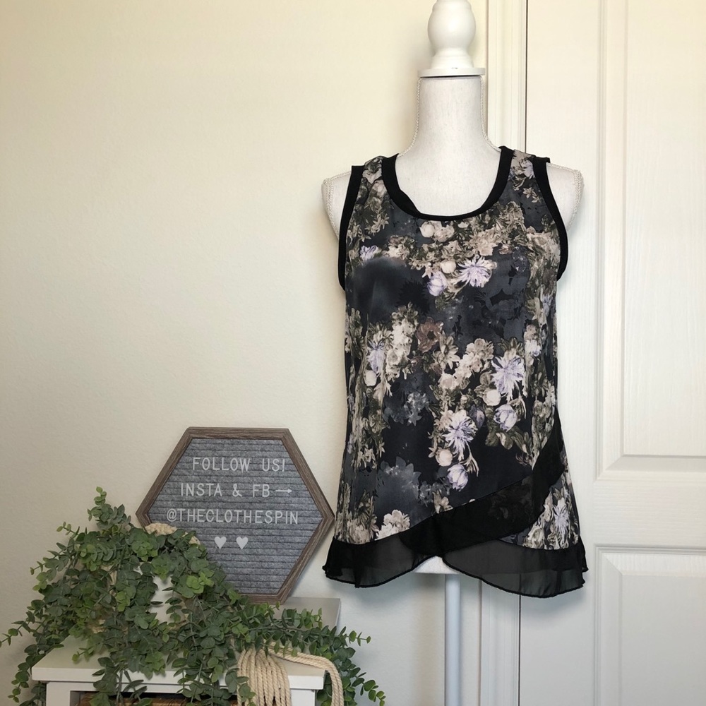 Roz & Ali black floral tank